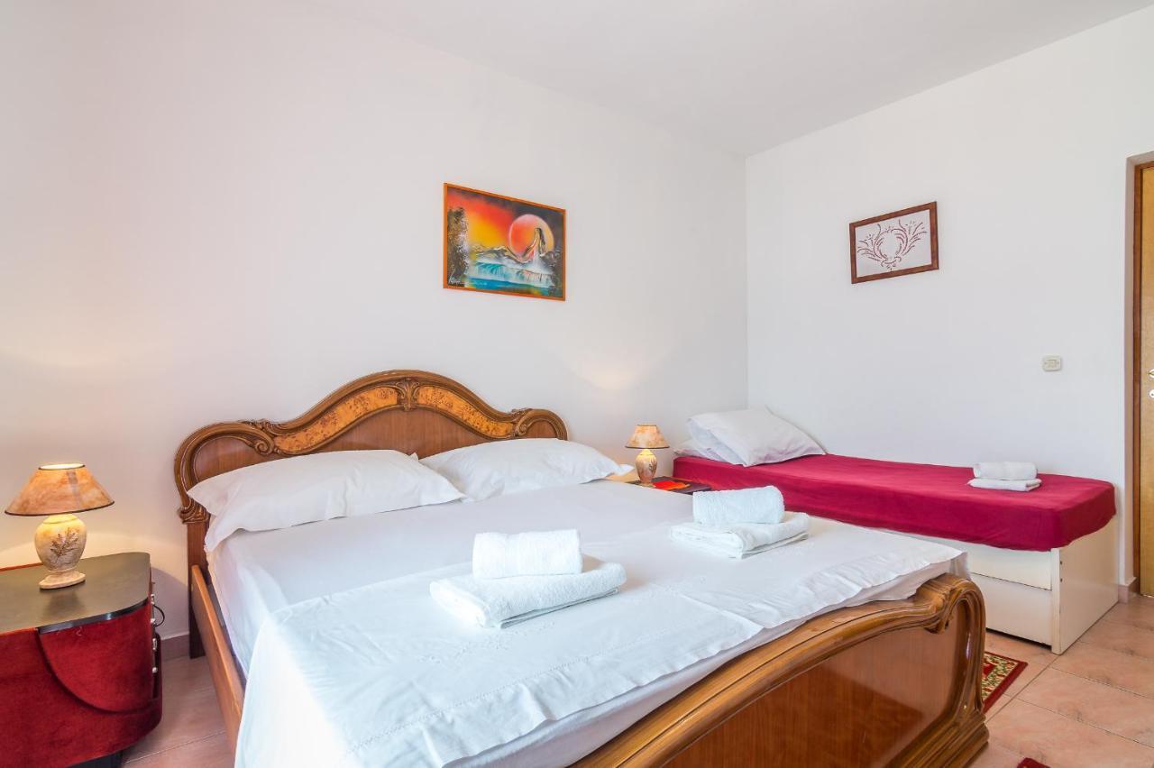 Cheap Apartment Tanja Trogir Exterior foto