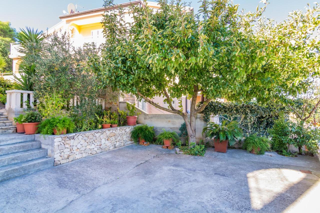Cheap Apartment Tanja Trogir Exterior foto